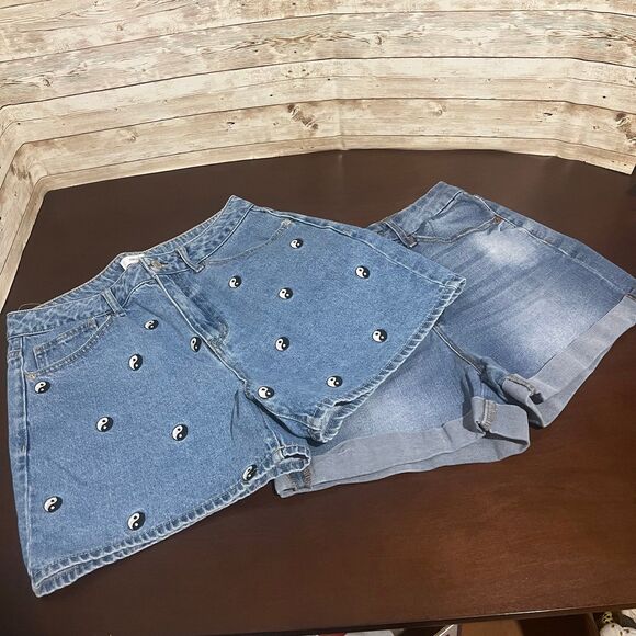 Shorts bundle‎ - Picture 1 of 8